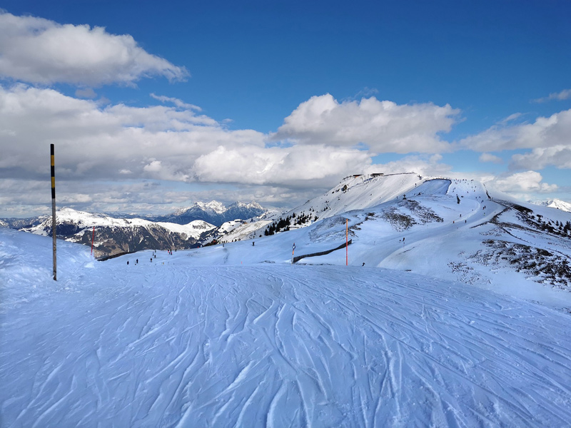 prime-tours-landscape-winter-gstaad-switzerland landscape winter Gstaad Switzerland