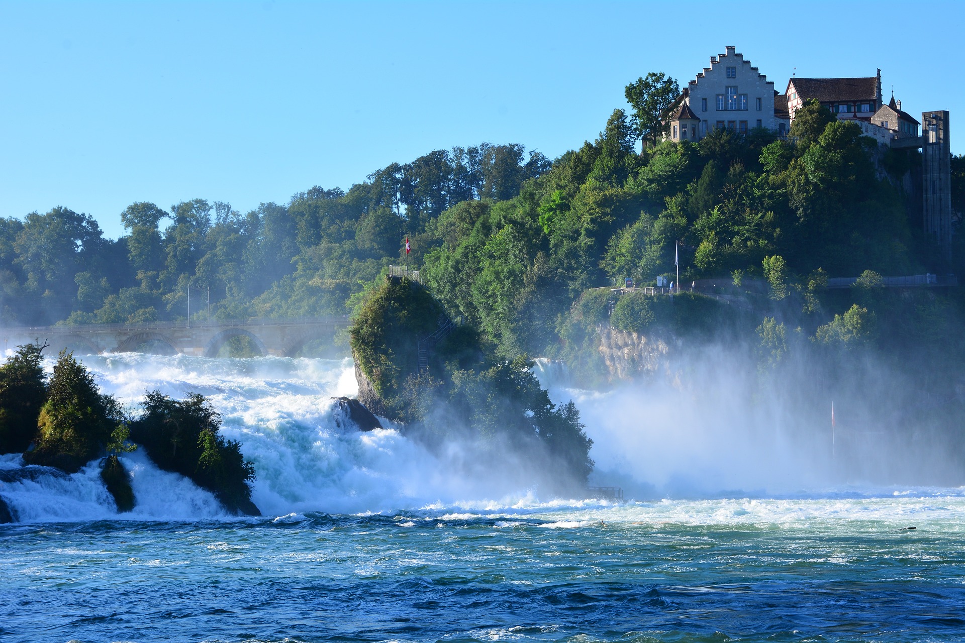 prime-tours-rhine-falls- schaffhausen-switzerland Rhine falls Schaffhausen Switzerland