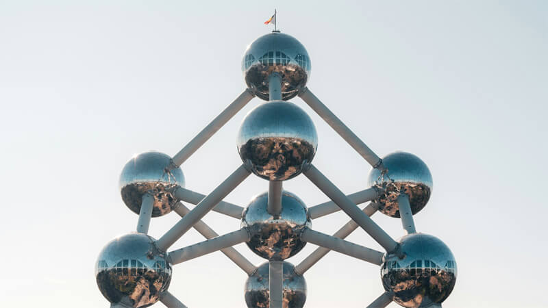 prime tours Atomium, Brussels Benelux Photo by Maurice Sahl on Unsplash