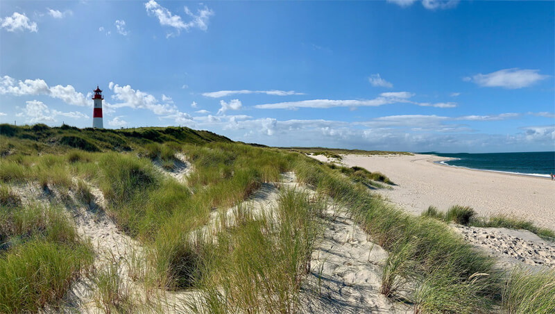 Prime Tours Luxury Travel lighthouse with dunes Germany