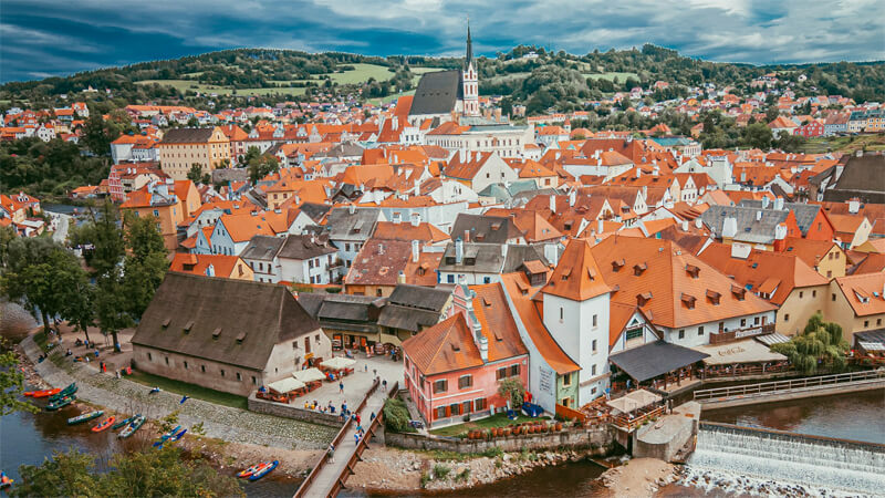 Prime Tours Luxury Travel Český Krumlov Castle Czech Republic Photo by Vlad Kiselov on Unsplash