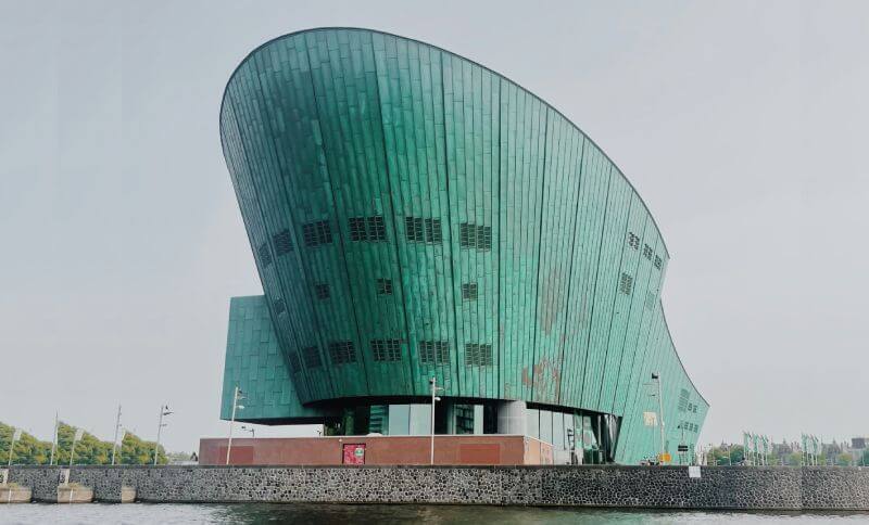 Prime Tours luxury travel Traveling with Kids Benelux Netherlands – NEMO Science Museum, Amsterdam Photo by Sara Depraetere on Unsplash