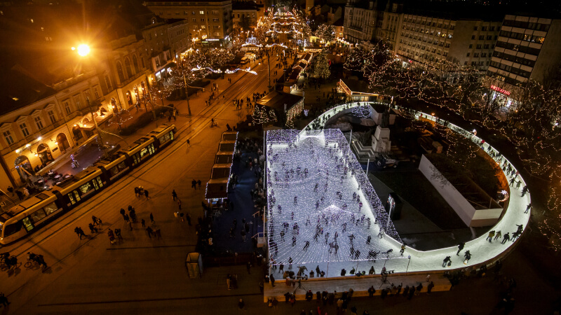 Prime Tours luxury travel destinations Hungary Christmas Markets Debrecen Christmas Market Photo courtesy of Debrecen Advent