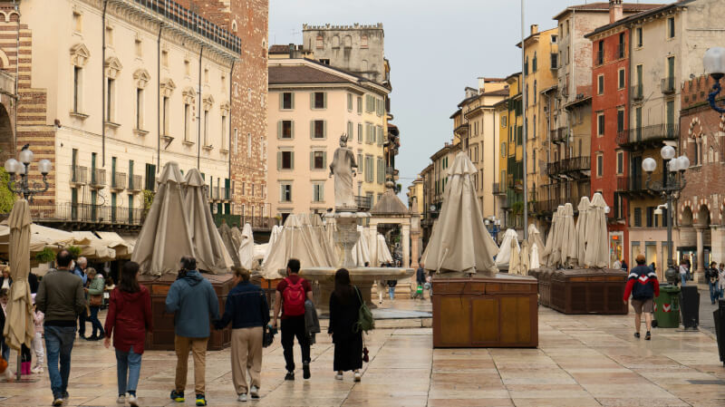 Prime Tours luxury travel destinations Gourmet and Romantic Tours Northern Italy Verona – Piazza delle Erbe & Casa Perbellini Photo by Ivan Ovych on Unsplash