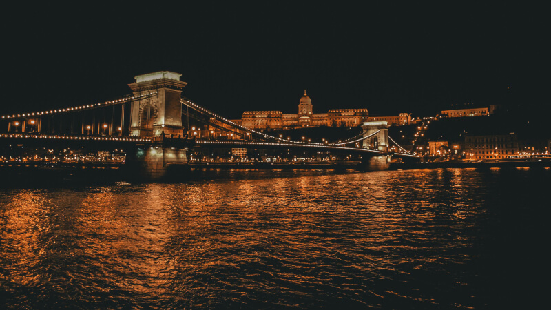 Prime Tours luxury travel destinations Gourmet and Romantic Tours Hungary Budapest – Danube Cruise & Onyx Photo by Dan Novac on Unsplash