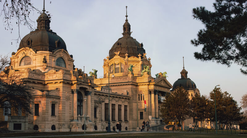 Prime Tours luxury travel destinations Spa, Relaxation and Health Tours Hungary Budapest – Széchenyi Thermal Baths Photo by Vitold Drutel on iStock