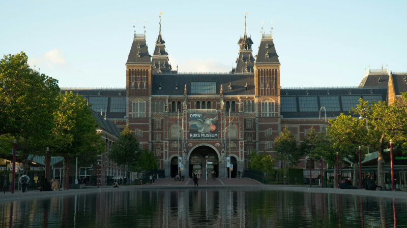 Prime Tours luxury travel Special Tours Benelux Netherlands Rijksmuseum Private Tour & Canal Experiencee by Sten Rademaker on Unsplash