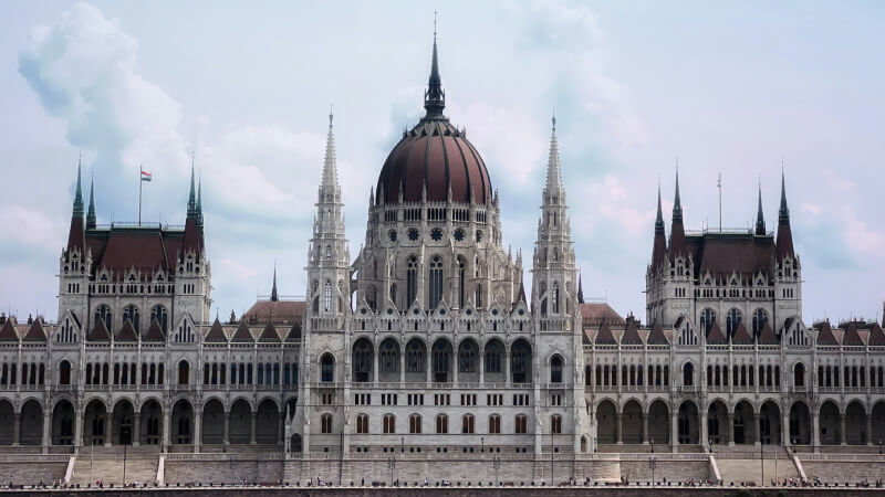 Prime Tours luxury travel destinations Special Tours Hungary Budapest – Exclusive Parliament Building Tour & Fine Dining Photo by Michaja Sudar on Unsplash