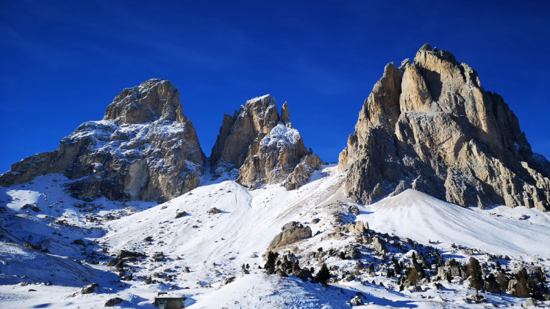 Prime Tours luxury travel destinations Sports, Ski and Adventure Tours Northern Italy Dolomites – Skiing in Alta Badia Photo by Vlado Sestan on Unsplash
