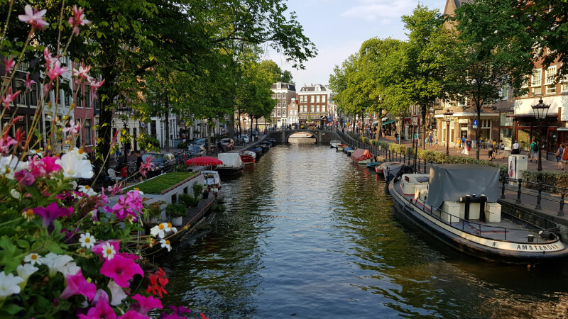 Prime Tours luxury travel Spa, Relaxation and Health Netherlands Amsterdam Canals & Wellness by Leandro Pereira on Unsplash